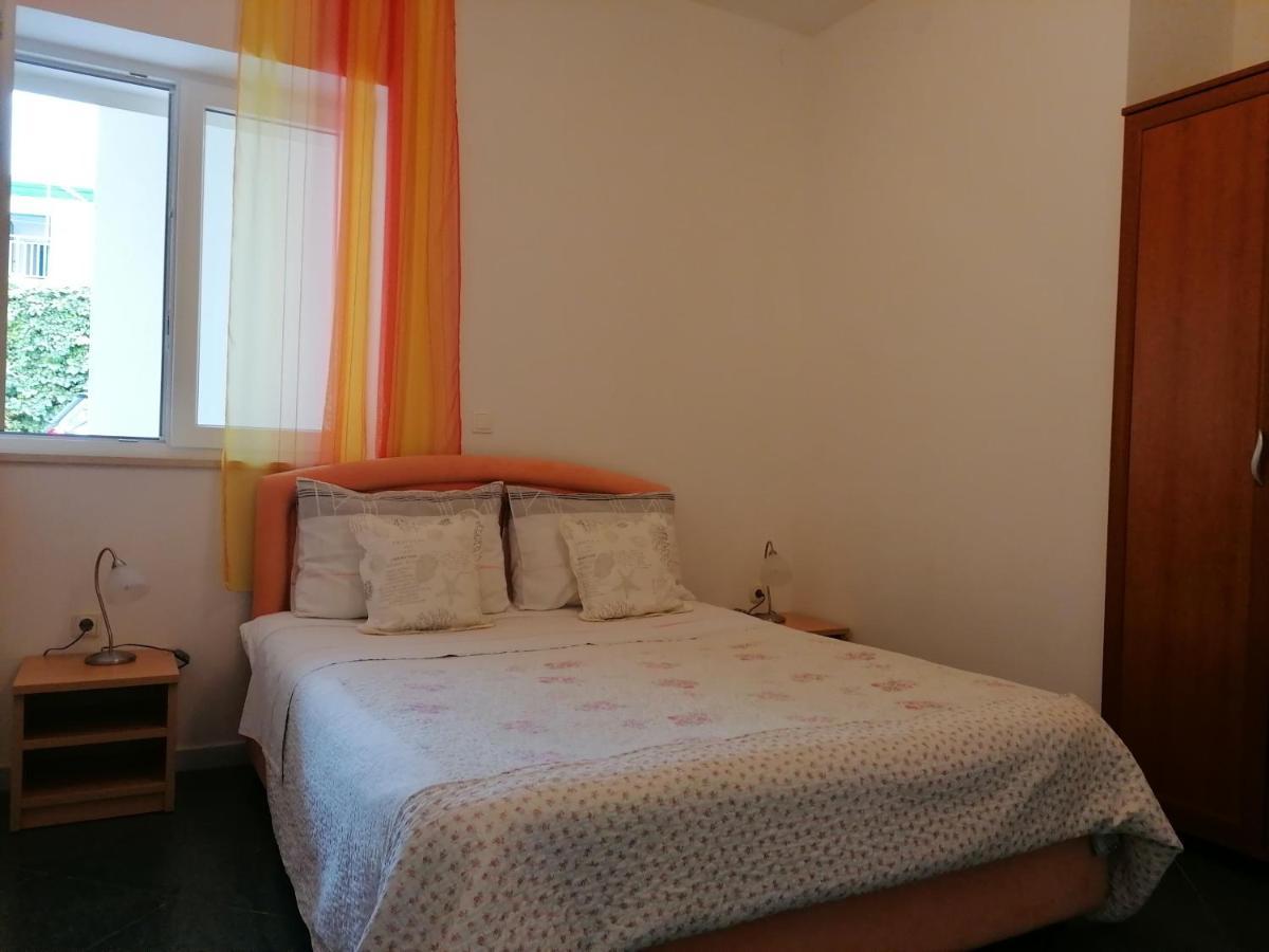 Apartments Melinda Baška Voda Eksteriør bilde